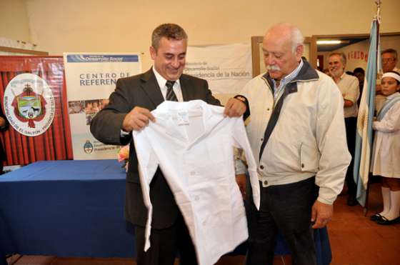 En El Galpón el Gobierno entregó 9.360 guardapolvos