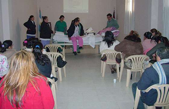 Enfermeros del hospital Del Milagro se capacitaron en salud mental