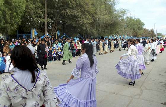 La comunidad de Villa Lavalle celebró el Bicentenario de la Independencia