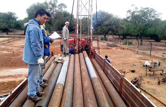 Recursos Hídricos supervisa la perforación de un nuevo pozo en General Ballivián