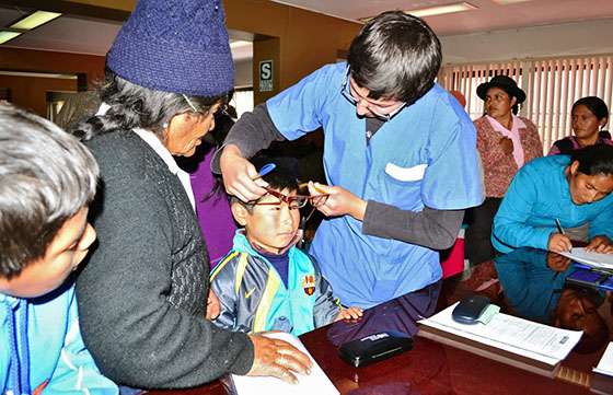 Salud firmará convenios para promover la salud bucal y ocular