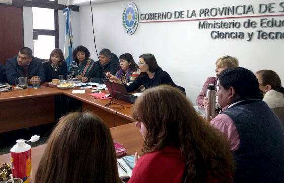 El equipo del Ministerio de Educación analizará las acciones para educación secundaria