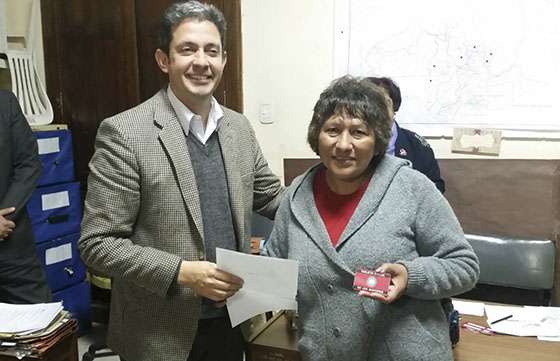 Entregarán 15.000 tarjetas sociales a adultos mayores de la Provincia
