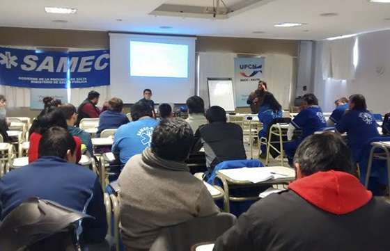 Psicólogos del 9-1-1 capacitaron sobre salud mental a personal del Samec