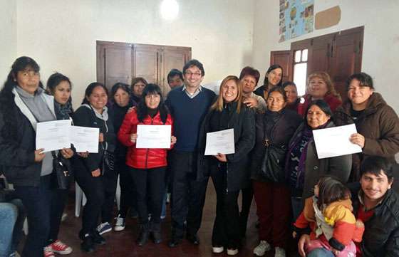 Reconocimiento a cooperativas de barrios salteños