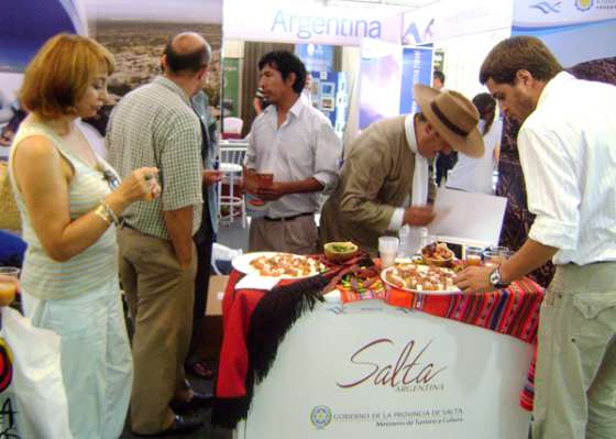 Salta mostró su oferta turística en la Feria de Turismo de Bolivia 