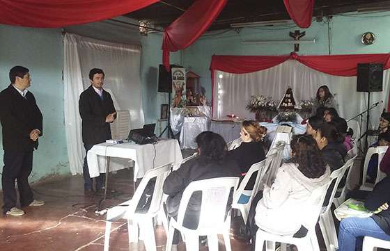 Seguridad capacitó sobre prevención de violencia familiar a mujeres de cooperativas