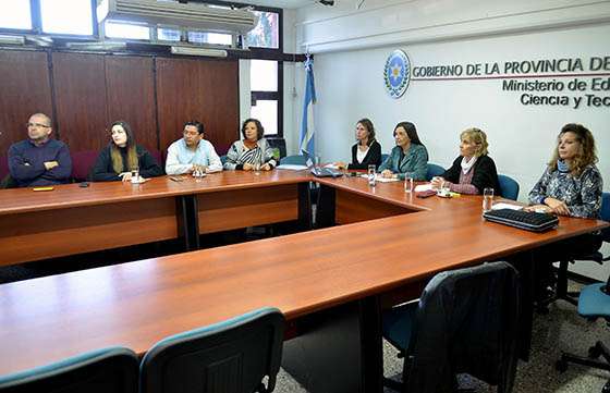 Analizan alternativas educativas para niños con trastorno atencional
