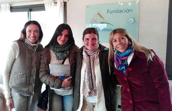 Asesoran a organizaciones que trabajan a favor de personas con discapacidad