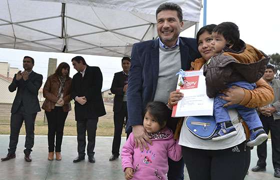 El IPV entregó más de mil viviendas en la provincia