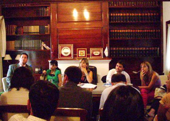 Trataron aspectos de la ley de Defensa del Consumidor con Vaca Narvaja