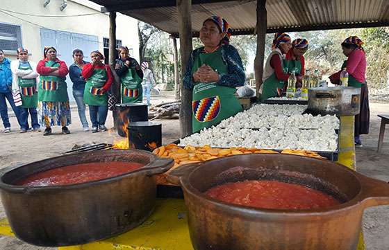 Capacitan en gastronomía a mujeres de comunidades originarias de Pichanal