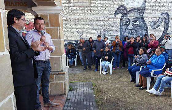 Nuevas cooperativas de trabajo comunitario y de la construcción benefician a 100 familias