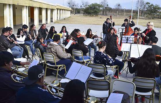 Más de 1200 niños y jóvenes forman parte de los coros y orquestas escolares