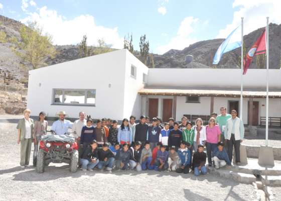 La coordinación de Asuntos Institucionales entregó elementos al colegio secundario de El Alfarcito