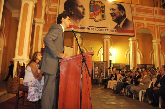 Emotivo homenaje en la Legislatura al ex gobernador Ragone