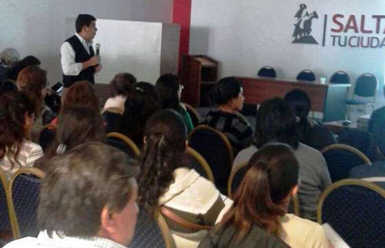 Capacitan sobre cuidado domiciliario del adulto mayor