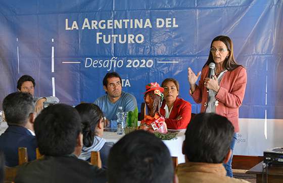 Educación promueve el ingreso de estudiantes de escuelas técnicas al mundo laboral