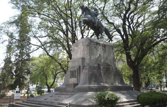 Rendirán homenaje al General José de San Martín