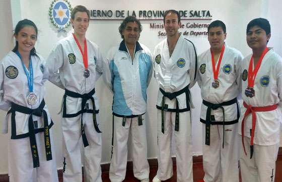 Medalla de plata para los taekwondistas salteños Varela y Herrera en el mundial de Inglaterra