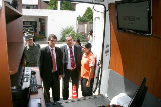 Fueron presentados nuevos vehículos para la Patrulla Naranja