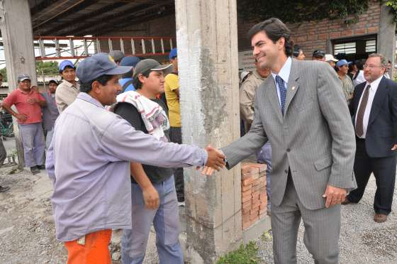 El Gobierno subsidiará la reconstrucción de las casas afectadas por los sismos
