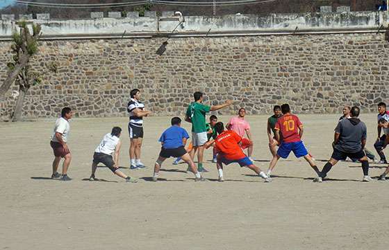 Clínica deportiva de rugby destinada a internos del penal de Villa Las Rosas