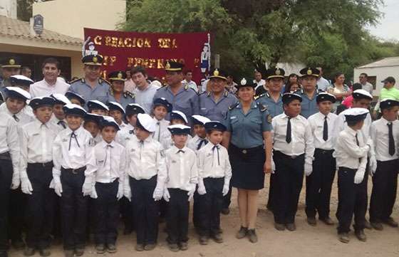 Se conformó el Cuerpo Infantil de Policía femenina en Los Rosales
