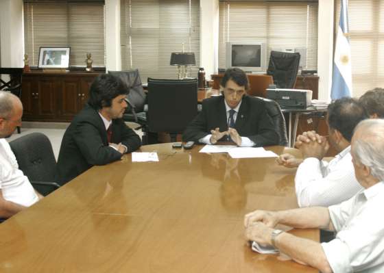 Gobierno busca soluciones para mantener los precios de las garrafas 