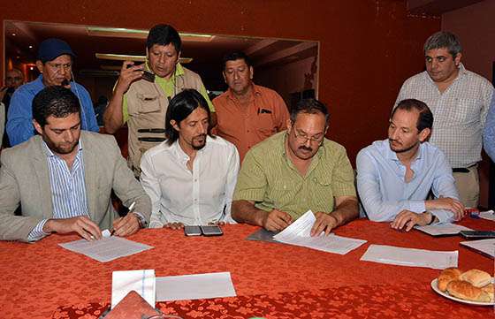 Apoyo oficial para la producción de cerdos en Tartagal