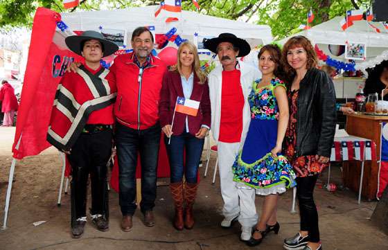 El Vicegobernador visitó la Feria de las Naciones 2016