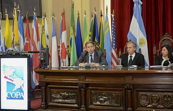 “Existe un nuevo escenario jurídico para las relaciones entre los estados y los pueblos indígenas”