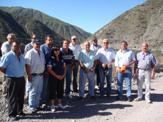 Reunión en Quijano para decidir trabajos de mejora vial en la zona de El Candado