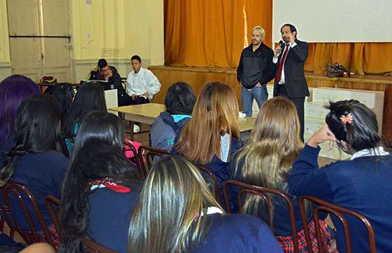 Estudiantes secundarios debatieron sobre participación ciudadana, política y redes sociales