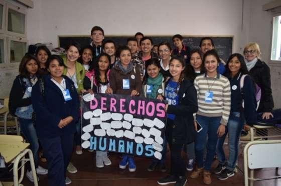 Más de 200 estudiantes debaten en la instancia provincial del Parlamento Juvenil Mercosur 2016