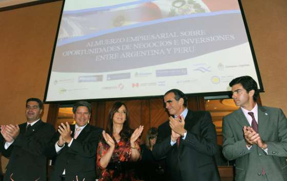 El gobernador Urtubey en visita oficial a Perú junto a la Presidenta y empresarios argentinos