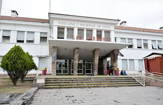 Campaña de prevención del cáncer de mama en el hospital San Bernardo
