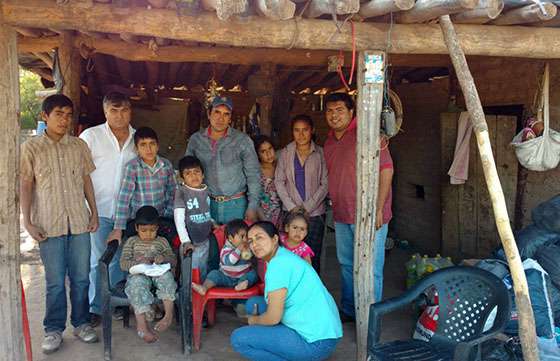La Provincia asiste a la familia de ocho hermanos de El Quebrachal