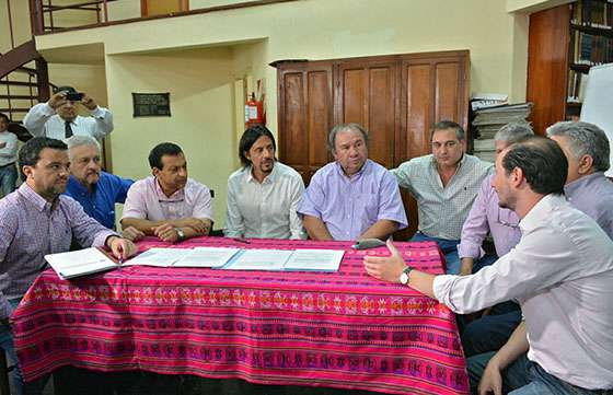Intendentes del norte provincial conformaron el consorcio que administrará la planta de pavimentación