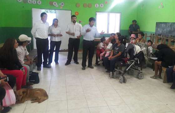 Aguas del Norte se reunió con  vecinos de barrio Floresta