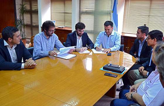 Veinte mil familias de Salta podrán conectar los servicios de gas, agua y cloaca