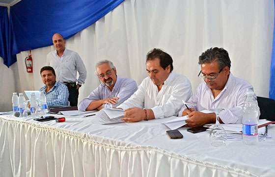La Provincia y municipios de Anta firmaron convenios