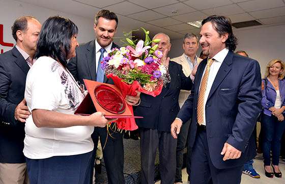 Reconocimiento del ministro Rodríguez a empleados municipales por sus 25 años de labor