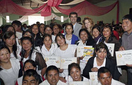 Egresaron los primeros docentes de Nazareno del sistema de educación intercultural bilingüe