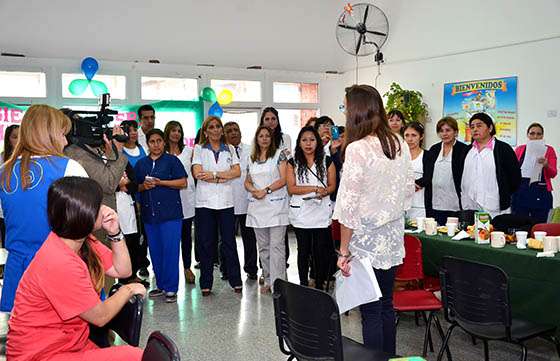 Docentes de la escuela Remedios de Escalada celebraron la  titularización