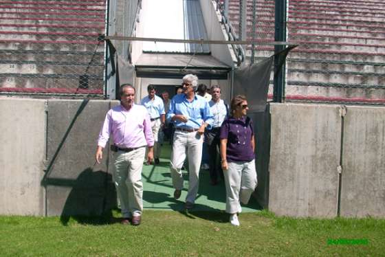 Inspeccionaron el estadio Martearena con vistas a la Copa América 2011 