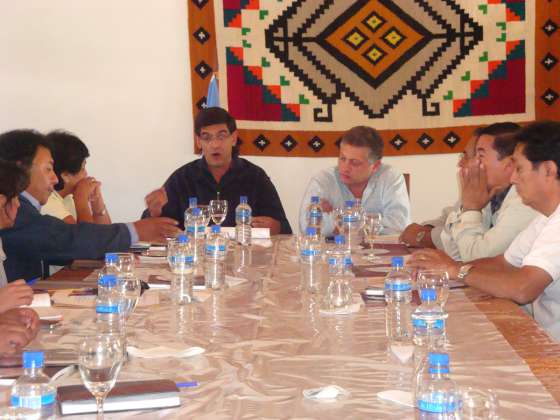 Provincia y municipios profundizan la descentralización de las políticas sociales   