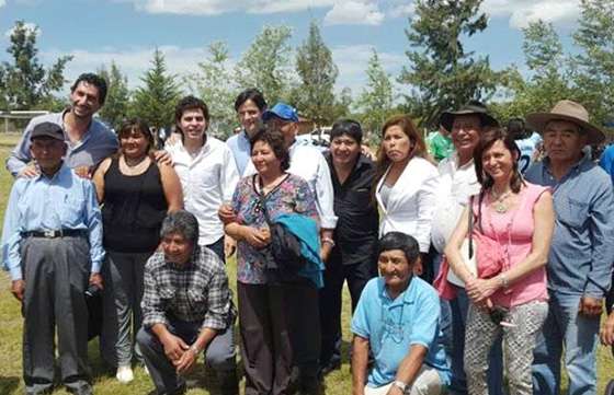 Entregaron escritura al Club de Residentes de los Valles Calchaquíes