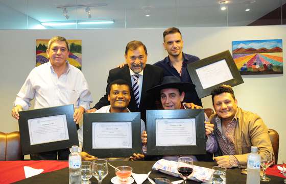 La Provincia distinguió a artistas salteños por el Día de la Música