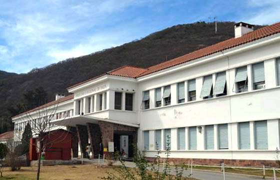 Servicios de Salud Pública por el feriado de hoy lunes 28